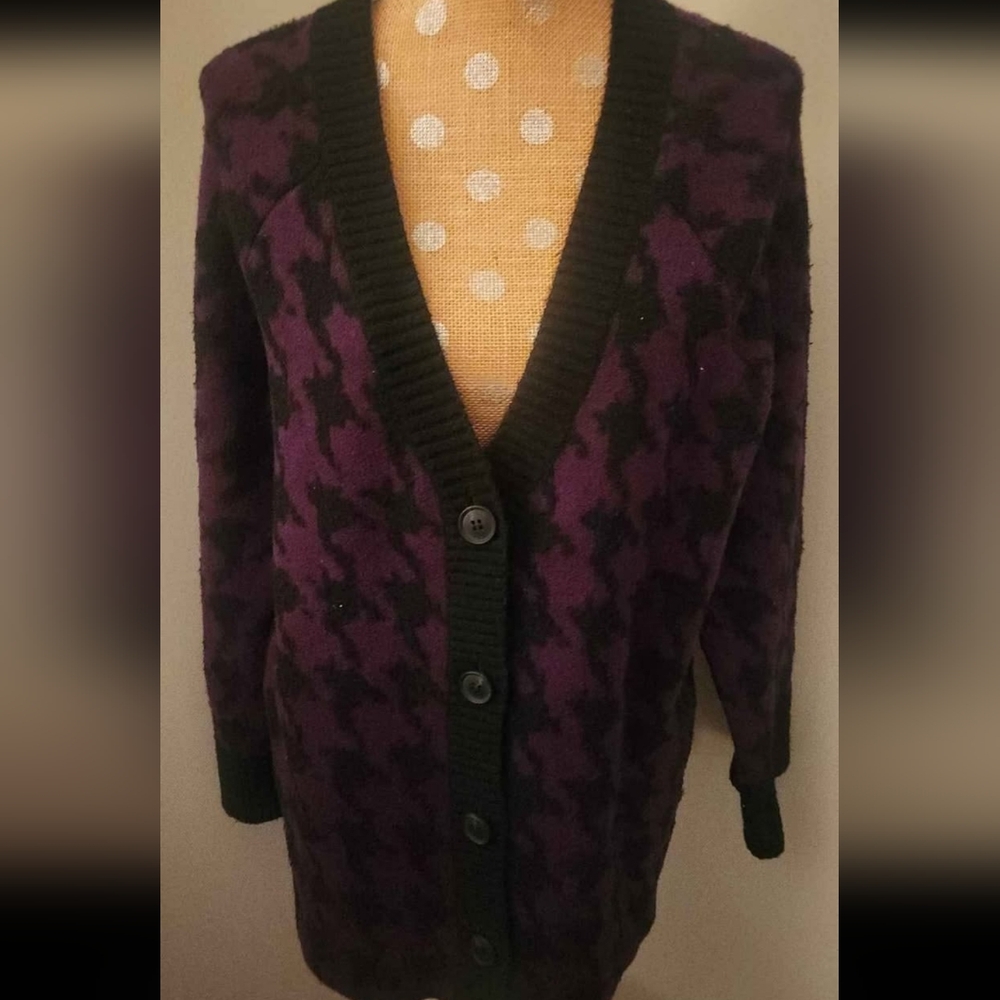 WOMEN'S EXPRESS CARDIGAN SIZE MEDIUM!